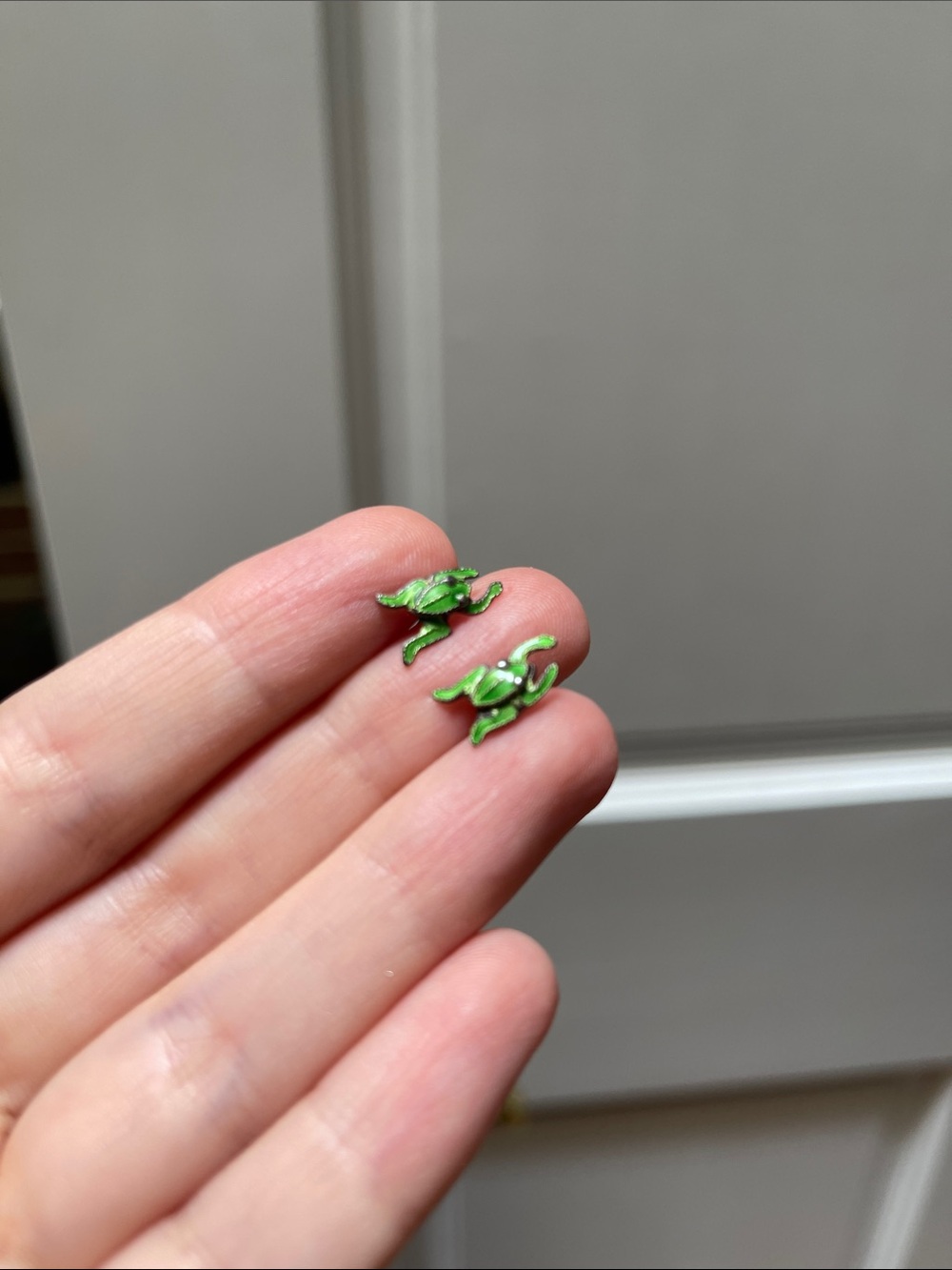 Vintage Green frog Stud Earrings - Cute Tiny Enamel frogs